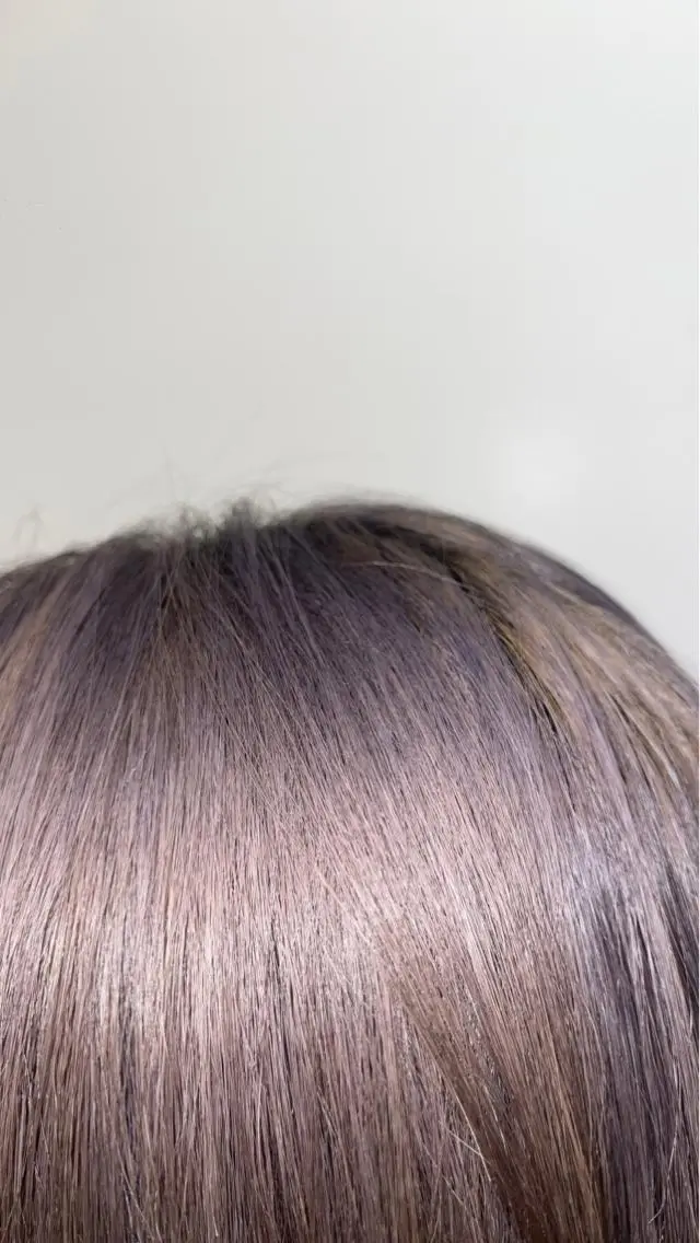 カラー エクステ/ハイトーン /レイヤーカットのヘアスタイル