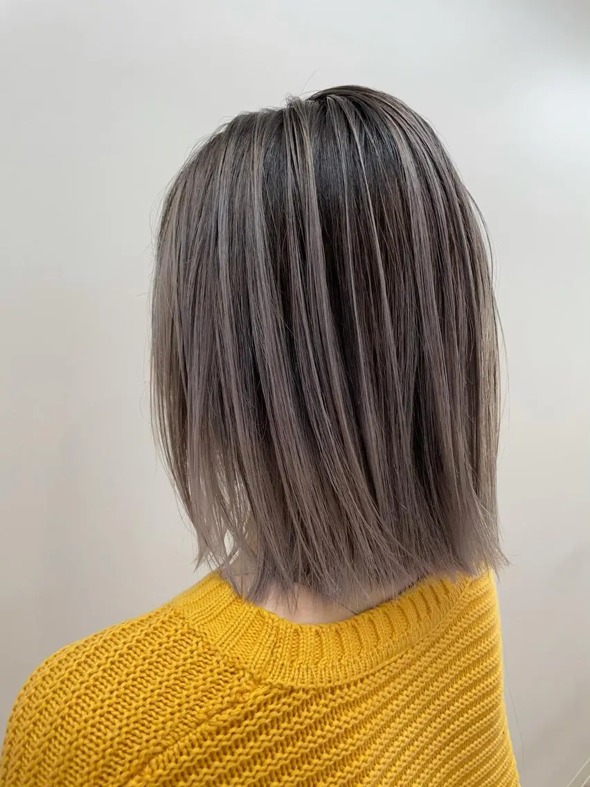 ショート レイヤーカット ブリーチカラー特化 /焼田貴明のヘアスタイル