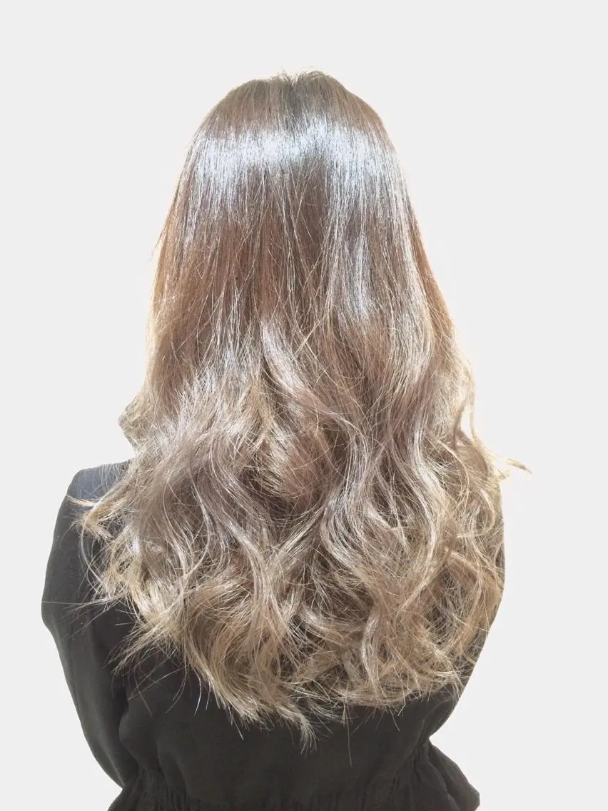 セミロング ロング カラー 👑指名率No.1 👑坂口飛翔のヘアスタイル