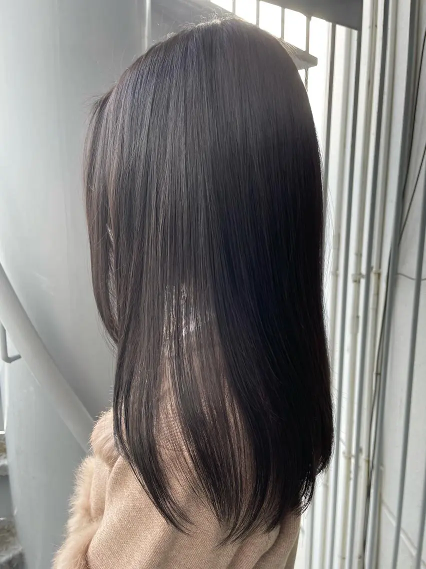 ロング カラー さと ちはるのヘアスタイル