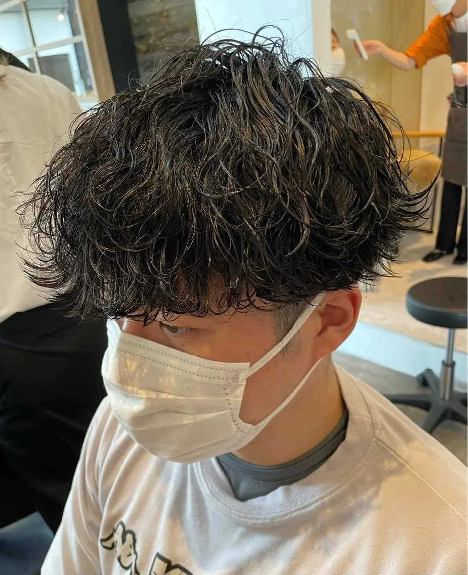 パーマ メンズ メンズパーマ 波巻きパーマ スパイラルパーマ カット パーマ ALLEN hair 京橋店のヘアスタイル