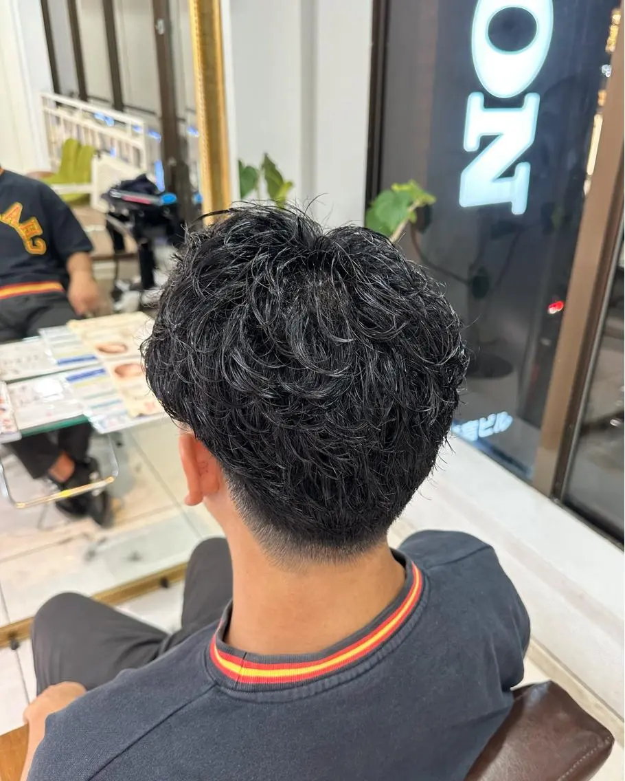 メンズ カット パーマ 岐津公太 メンズ縮毛矯正のプロのヘアスタイル