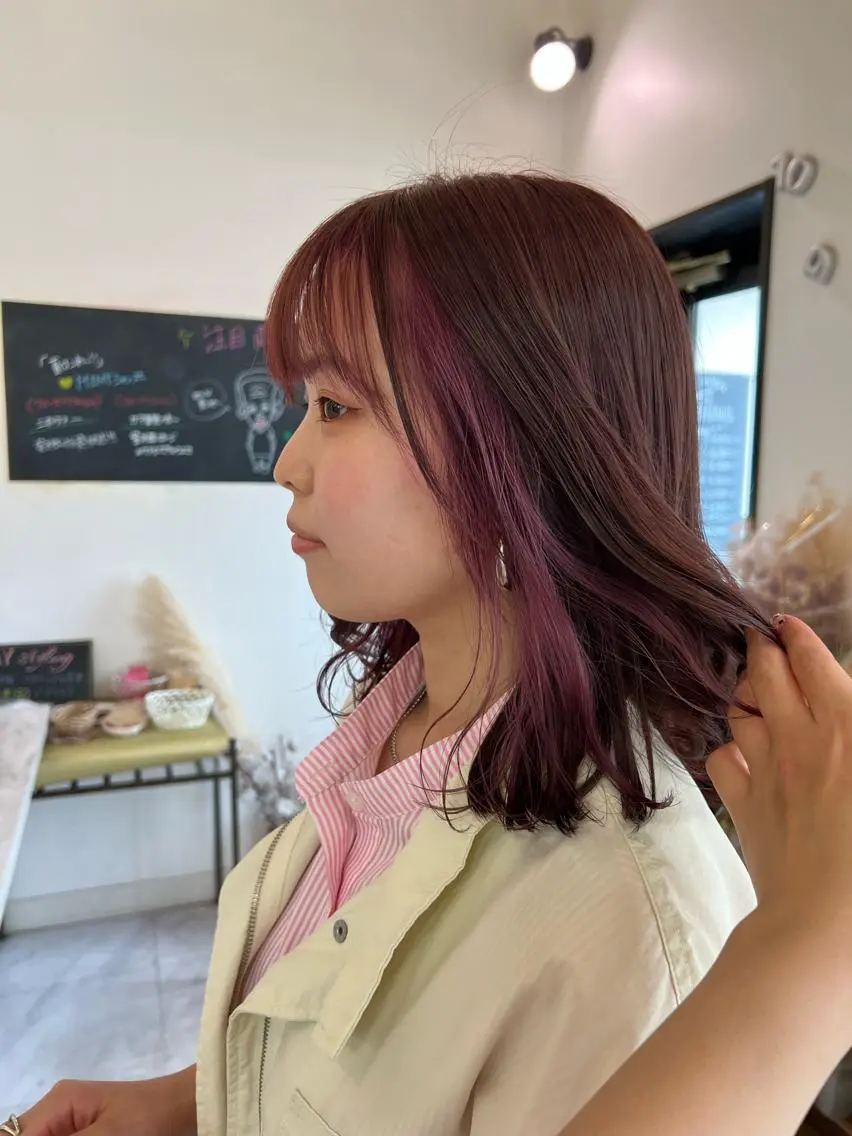 ミディアム 奥田 葵のヘアスタイル