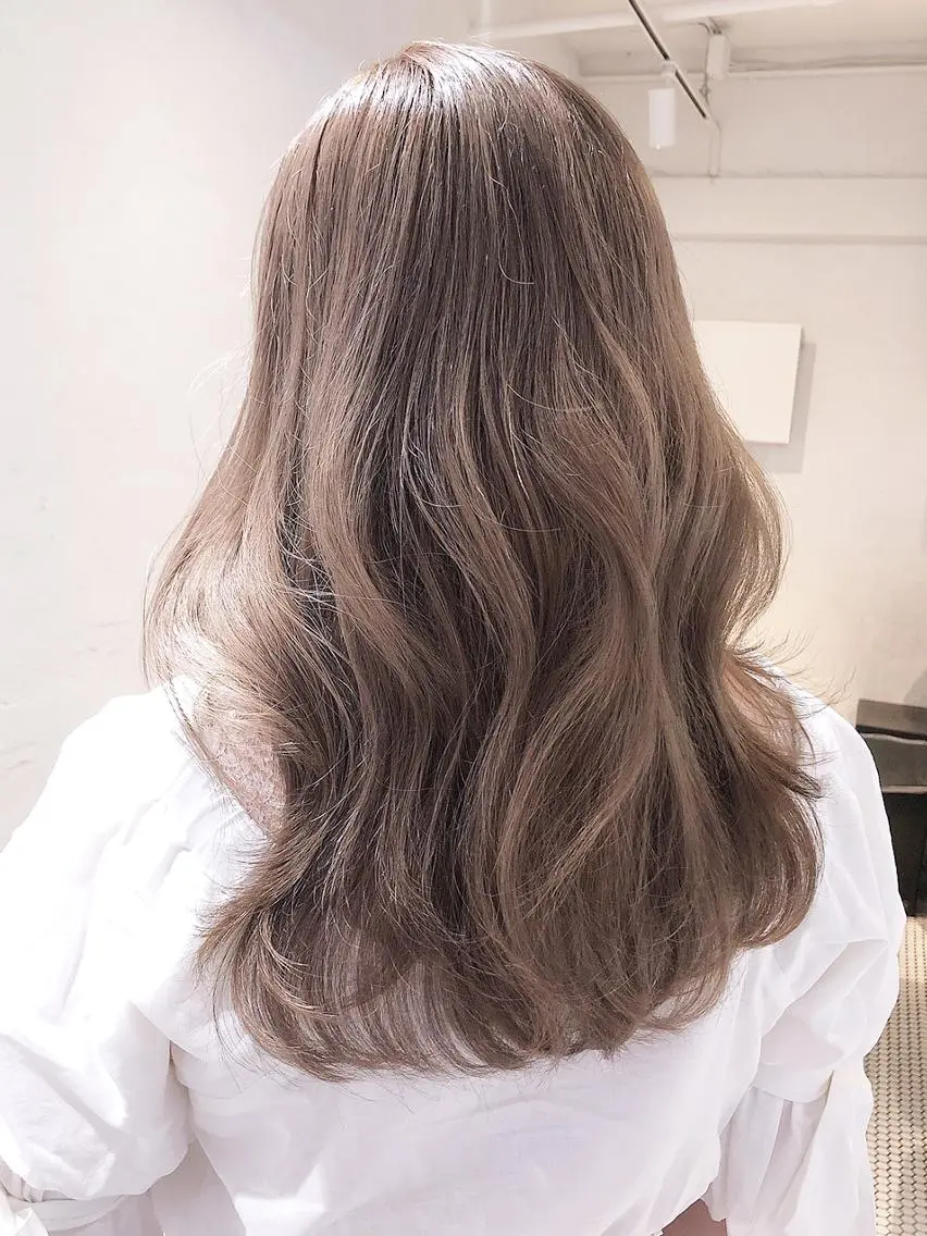 セミロング カラー パーマ ヘアアレンジ ベージュカラー ミルクティーベージュ ITbyALBUM 藤沢店のヘアスタイル