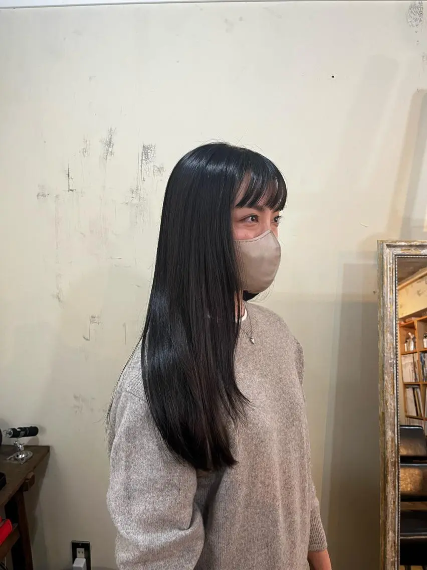 ロング カット ヘアカラー トリートメント 松田 真のヘアスタイル