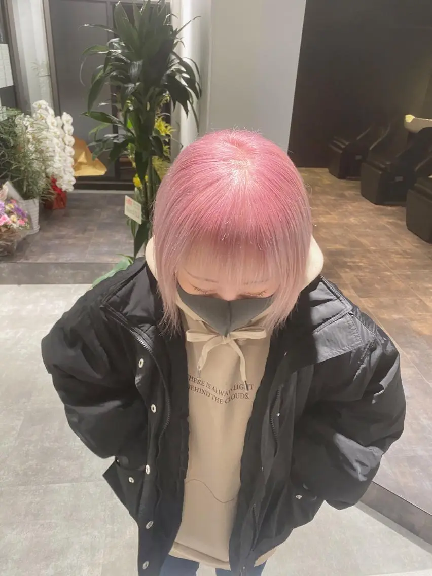 ショート カラー ピンクカラー esu 天満のヘアスタイル