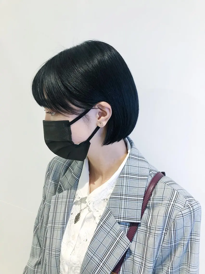 ショート カラー 黒髪 ブルーカラー ブルーブラック カット ヘアカラー トリートメント 髪質改善/顔まわり 石原のヘアスタイル
