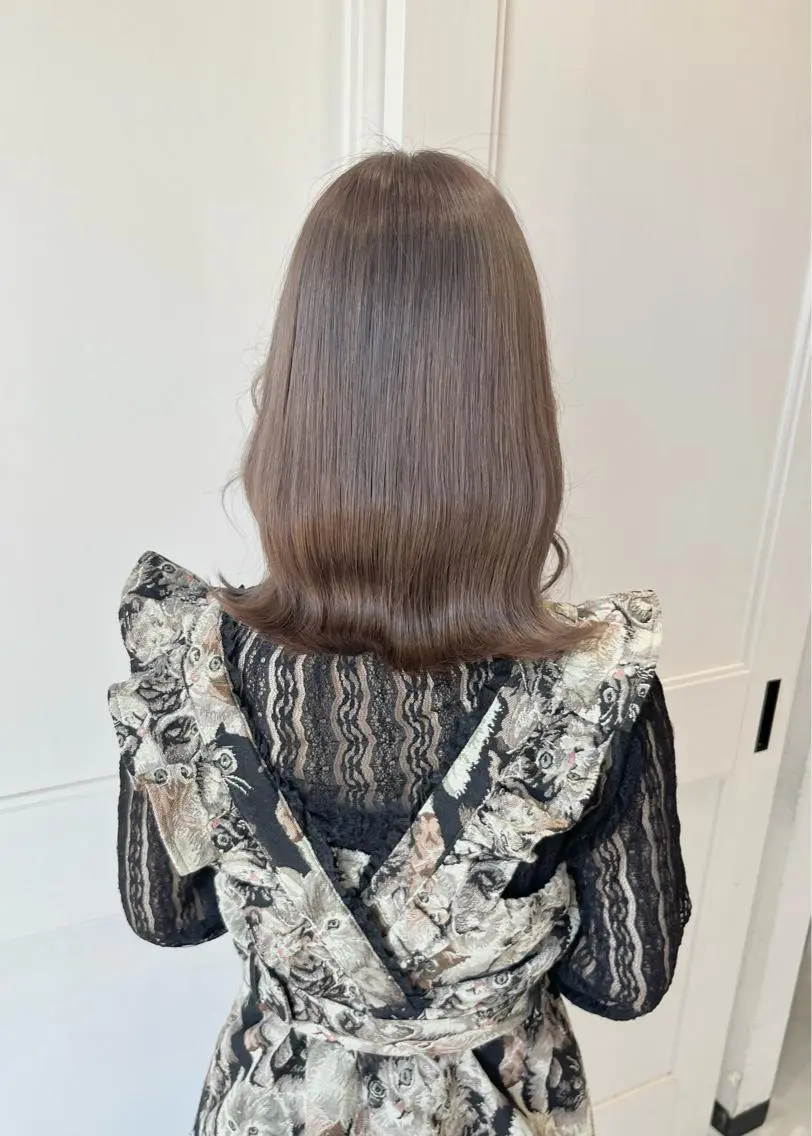 セミロング allum SAKURAのヘアスタイル