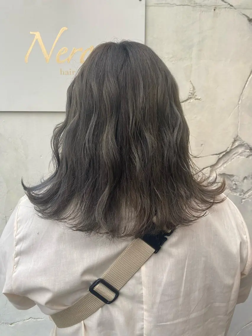 ミディアム カラー ブリーチ 透明感カラー グレージュ オリーブグレージュ オリーブグレー カット ヘアカラー manaka/メンズ カット大募集📣💬のヘアスタイル