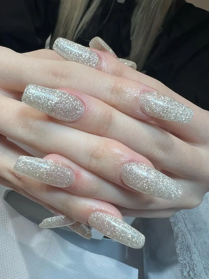 ネイル ラメ(グリッター) スカルプネイル bijou nails 蓮のネイルデザイン
