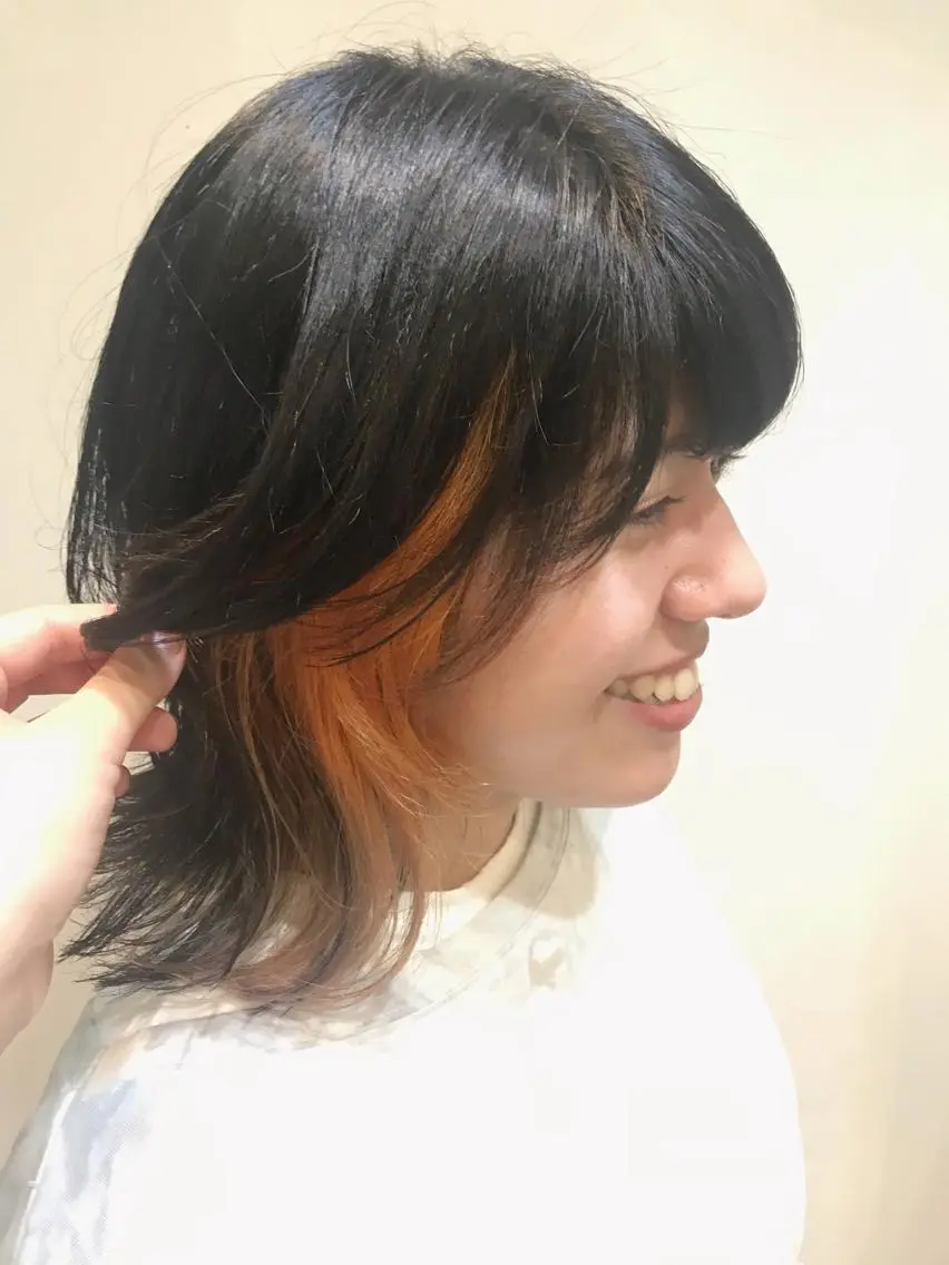 ミディアム カラー パーマ ブリーチ ダブルカラー インナーカラー オレンジ ARISA 学芸大学/海外ヘアのヘアスタイル