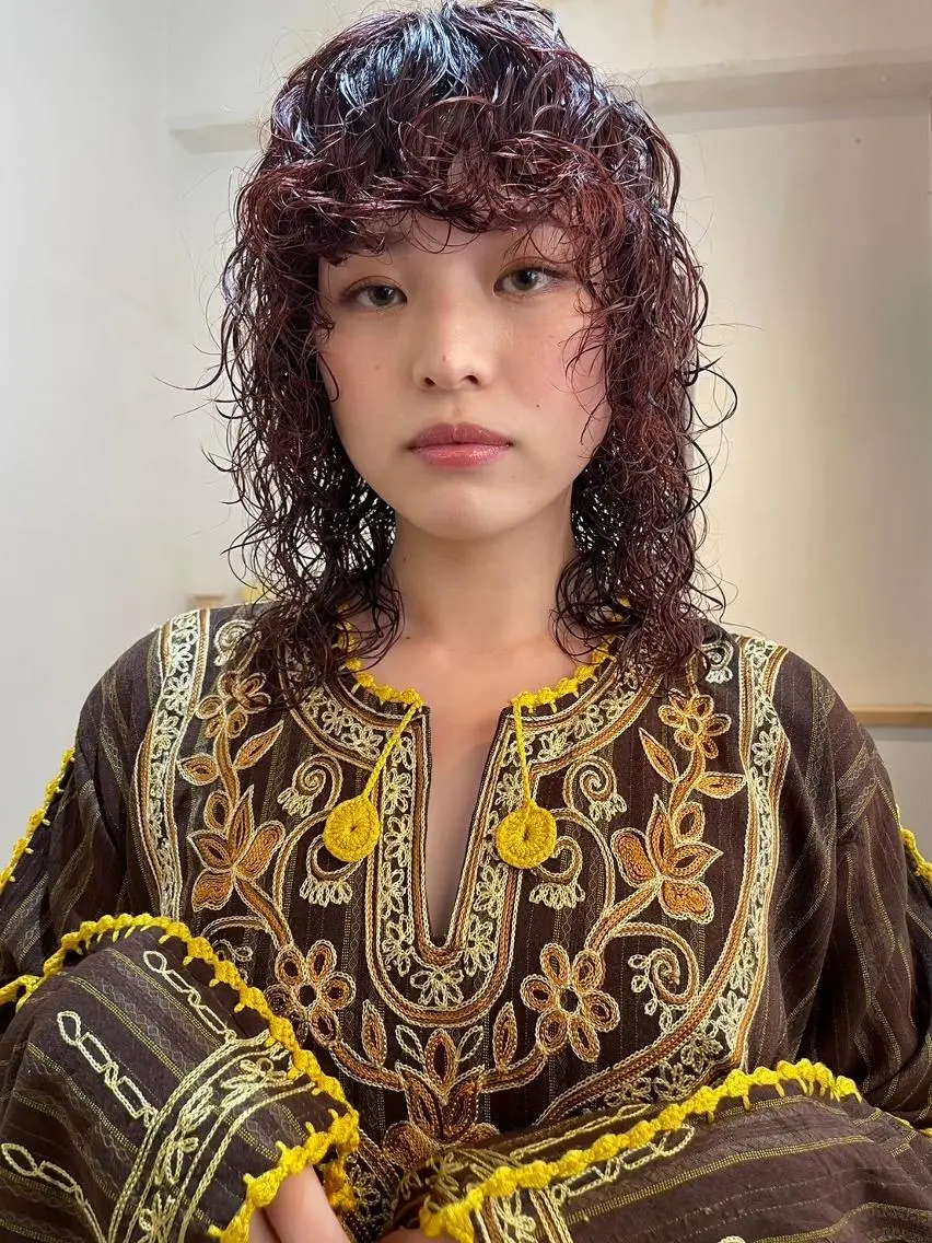 ミディアム カラー パーマ ミディアムパーマ アッシュ バレイヤージュ ベージュカラー ブリーチ カット ヘアカラー CEINE loqのヘアスタイル