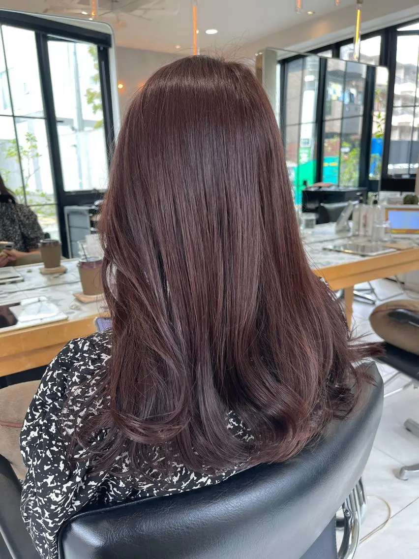 ロング カラー ベージュカラー ラベンダーカラー ラベンダーベージュ ヘアカラー トリートメント ヘッドスパ 透明感/レイヤー スタイル🤎mamiのヘアスタイル