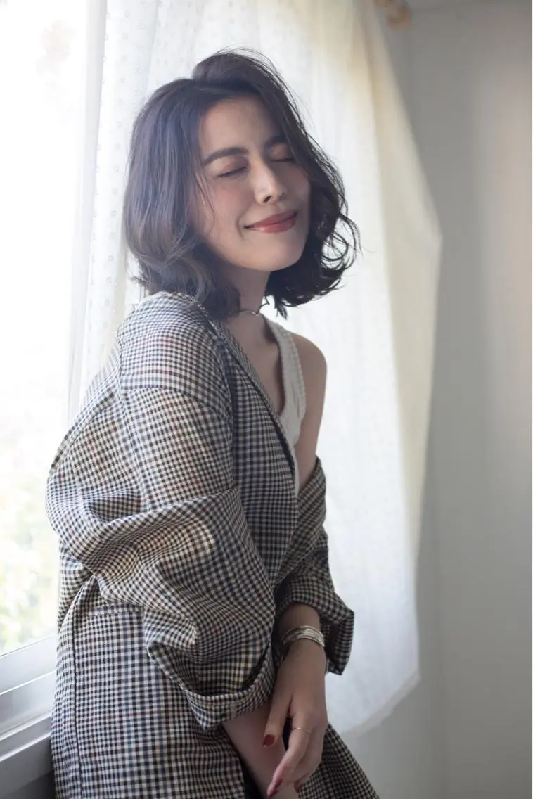 ミディアム カット ヘアカラー トリートメント ヘアセット ショート/縮毛矯正 紺野紘三のヘアスタイル
