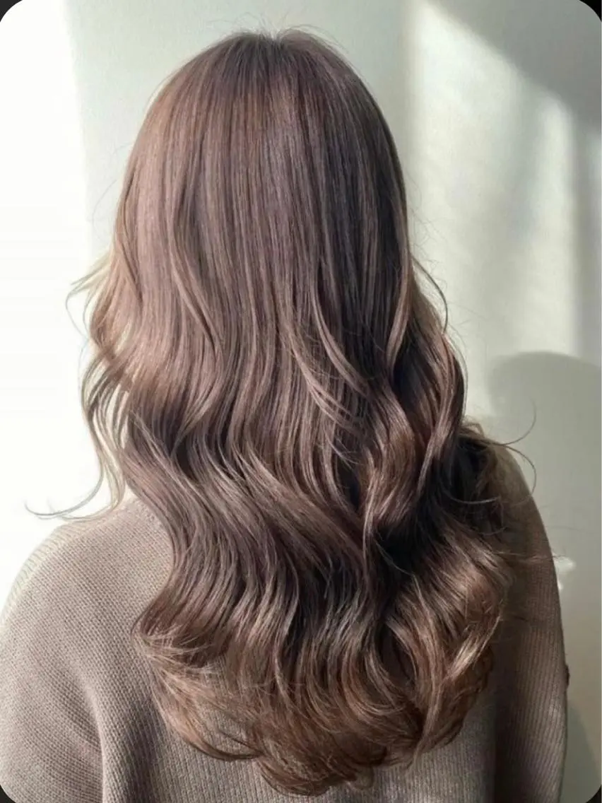 ロング カット ヘアカラー 🫧髪質改善•艶カラ ー特化🫧谷奥甲太のヘアスタイル