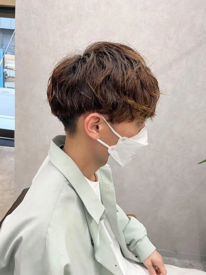 ショート パーマ メンズ いなみね はるきのヘアスタイル