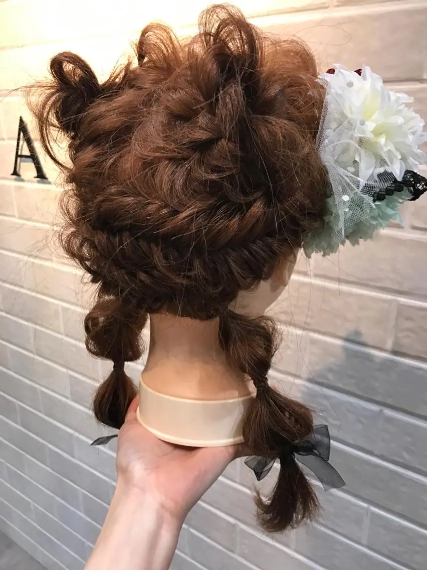 ヘアアレンジ LACHIC LISAのヘアスタイル