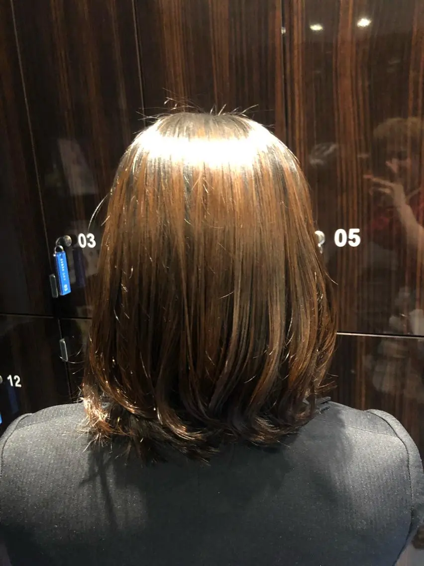 ミディアム LOOP REMIのヘアスタイル