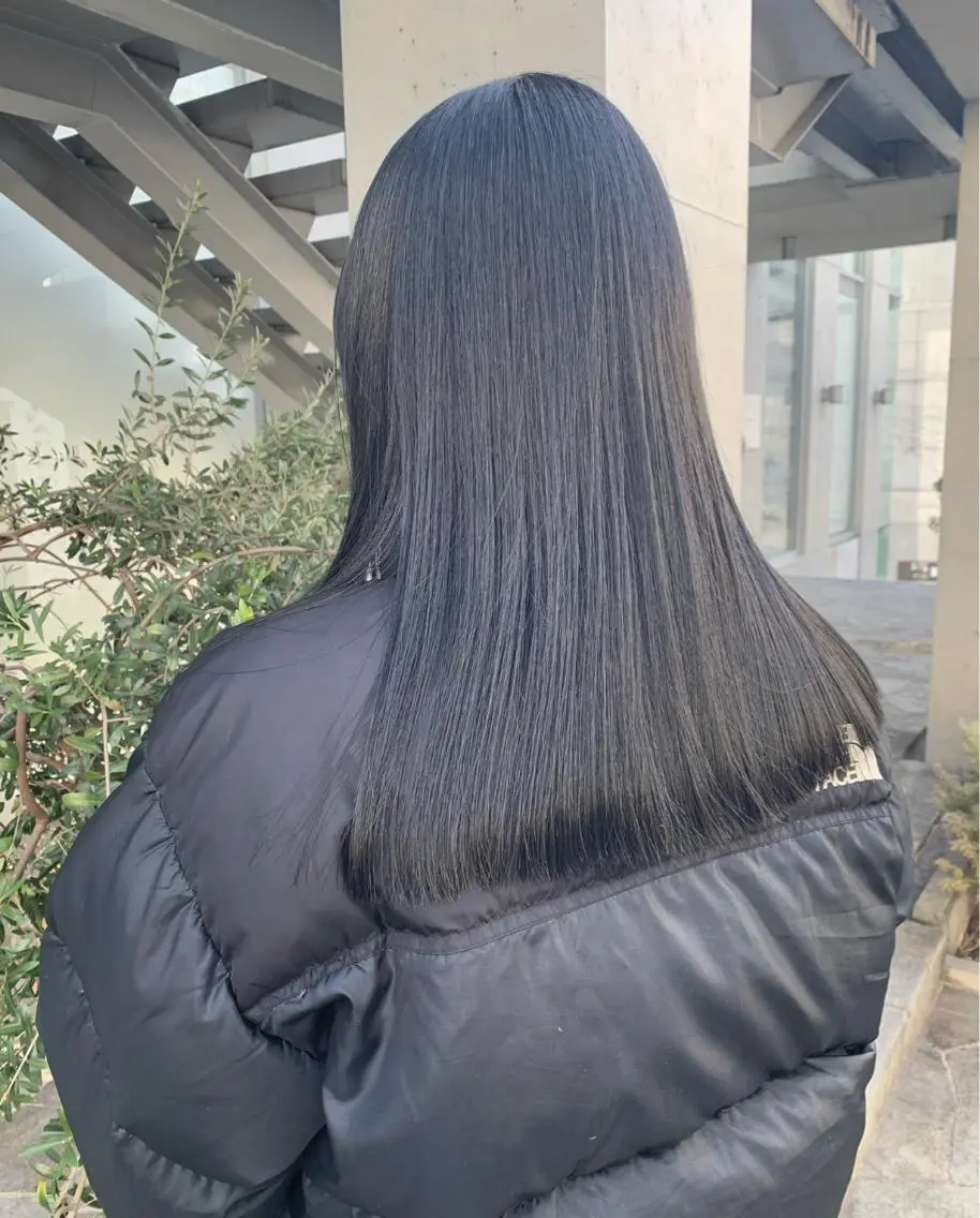 セミロング 🎀透明感カラーෆ 🪄Maikoのヘアスタイル