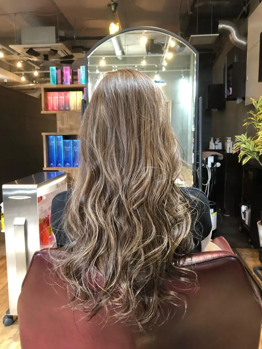 ロング カラー 増山 大起のヘアスタイル