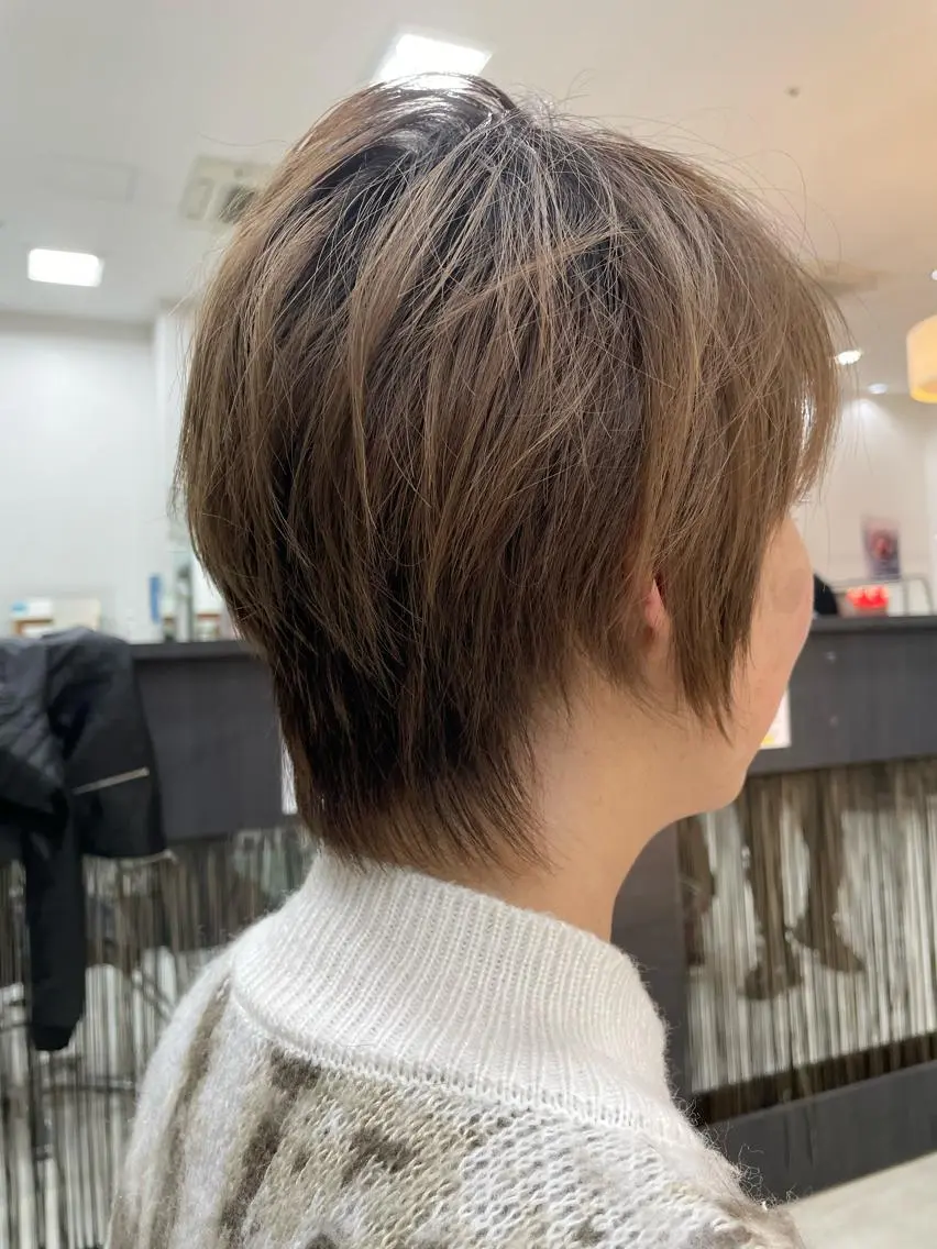 ショート ショートヘア 末次 加奈のマツエク・マツパデザイン