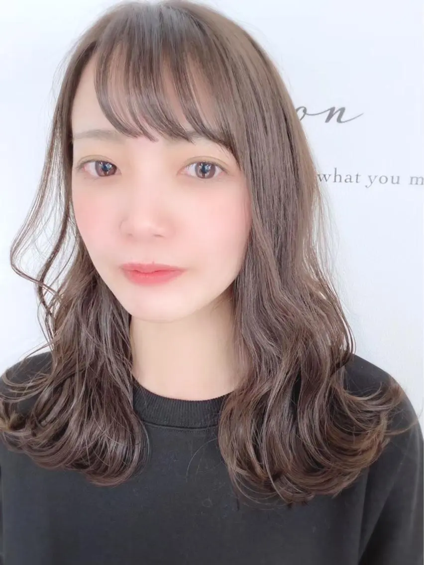 セミロング カット ヘアカラー トリートメント Chainon 山中 拓也のヘアスタイル