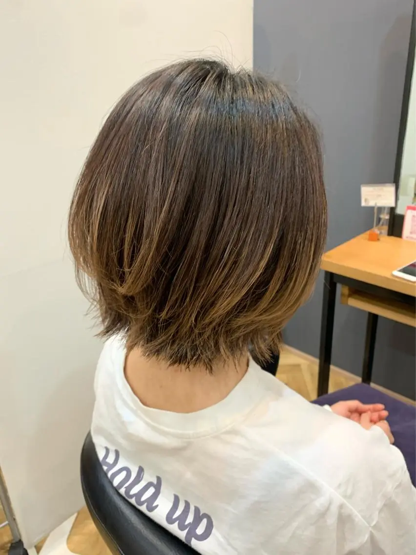 ショート ボブレイヤー ボブ レイヤーカット カット 長野 歌穂のヘアスタイル