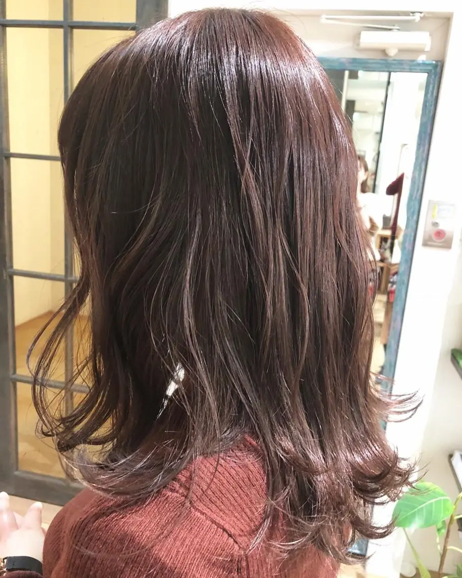 セミロング カラー アッシュ ラベンダーカラー ラベンダーアッシュ 山形 光輪子のヘアスタイル