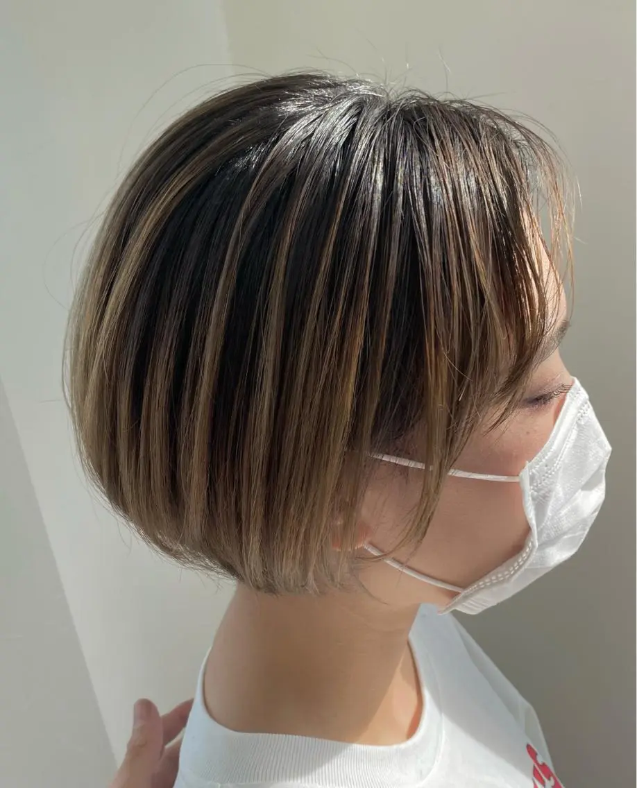ショート ボブ レイヤーカット 川合 勇気のヘアスタイル