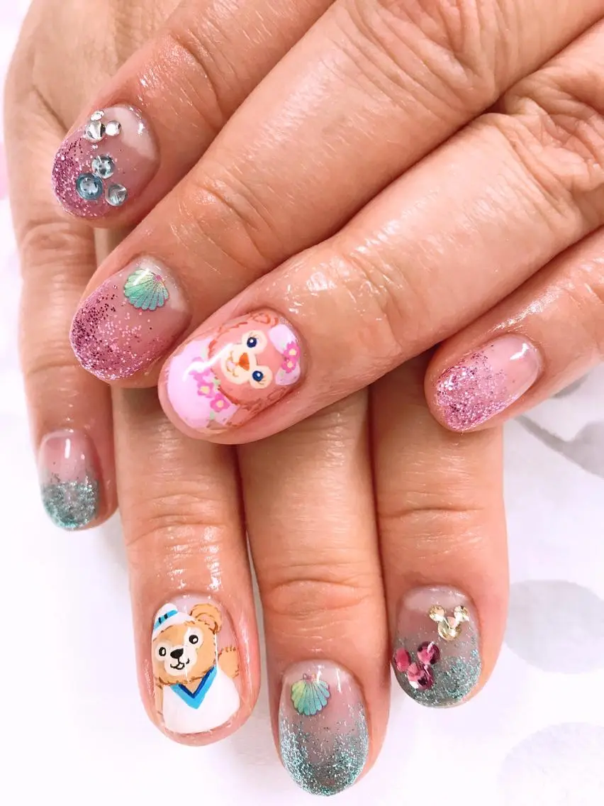 ネイル NailSalon Fluraのネイルデザイン