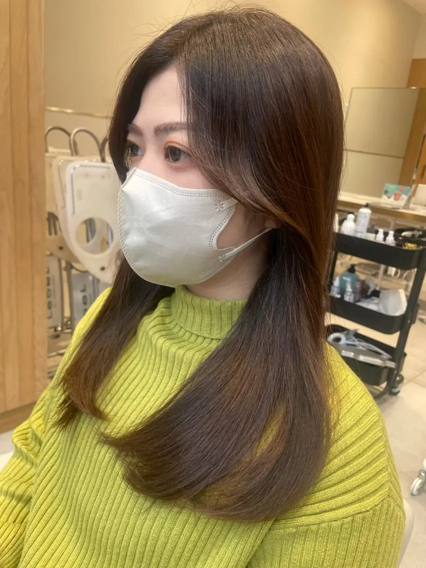 セミロング レイヤーカット/透明 感カラー🐬永井瑠栞のヘアスタイル