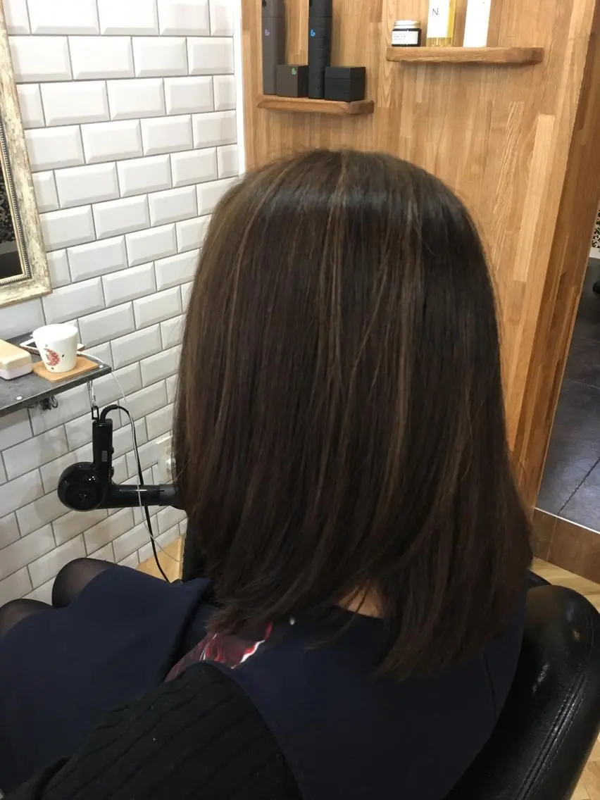 ミディアム カラー カット ヘアカラー トリートメント 橋本 敬介のヘアスタイル