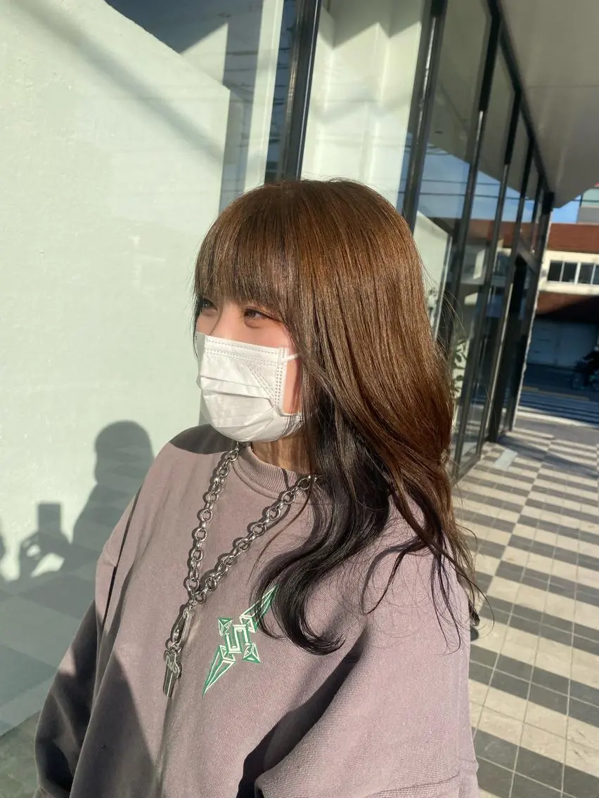 ロング カラー 黒髪 インナーカラー カット ヘアカラー オスズ 🎀´-のヘアスタイル