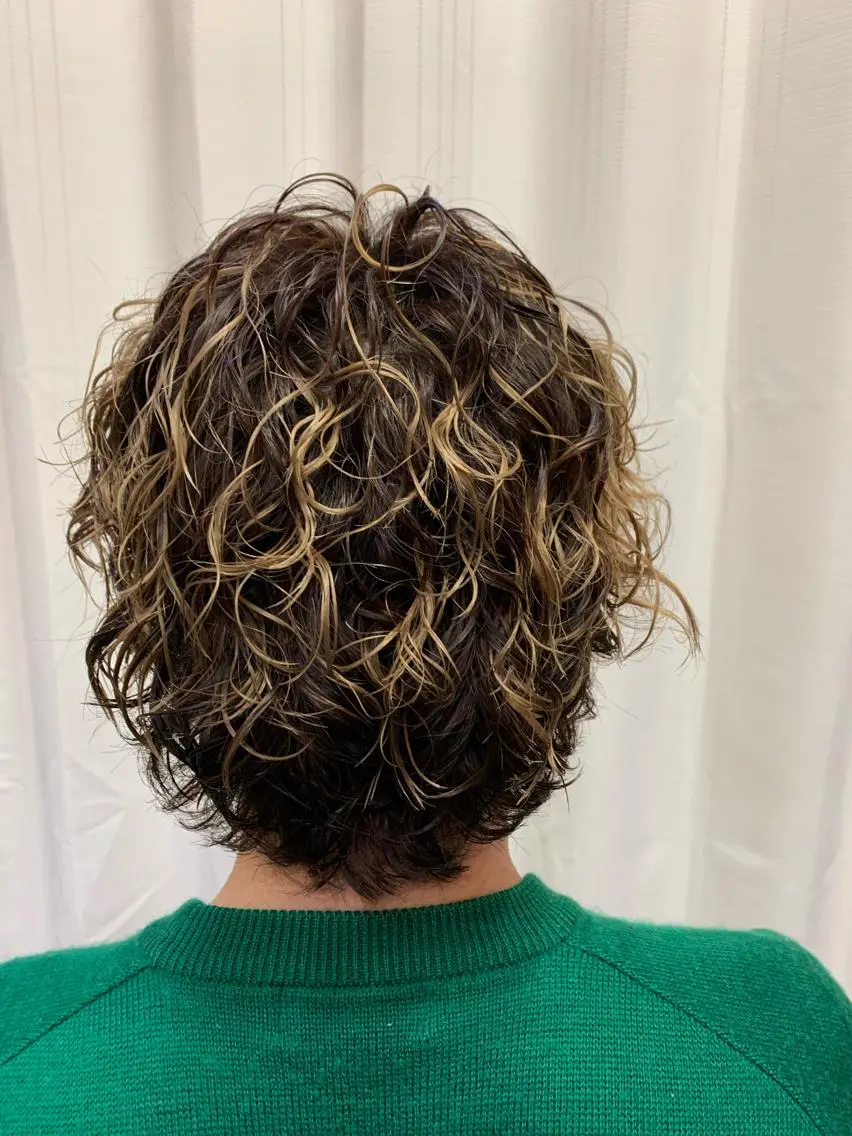 ミディアム パーマ メンズ メンズ特化西村 雄太のヘアスタイル