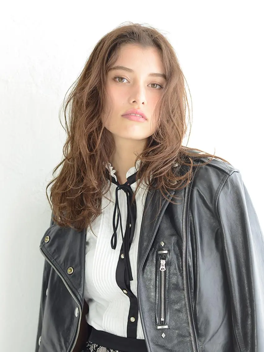 セミロング designer ITOのヘアスタイル