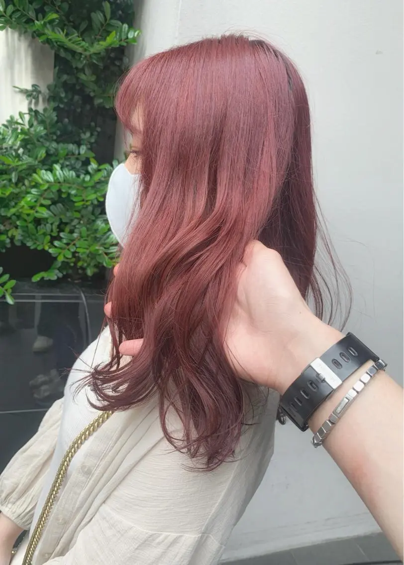 セミロング カラー ピンクカラー ローズカラー ヘアカラー トリートメント 矢野 晃平のヘアスタイル