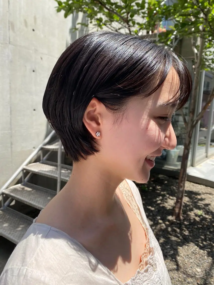 ショート カット ヘアカラー タカノ ノゾミのヘアスタイル