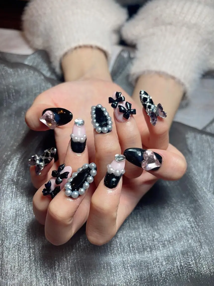 ネイル July Nail練習モデルのネイルデザイン