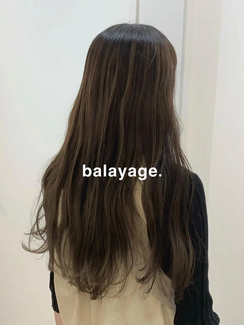 カラー バレイヤージュ グレージュ カット ヘアカラー 山本 晶大のヘアスタイル