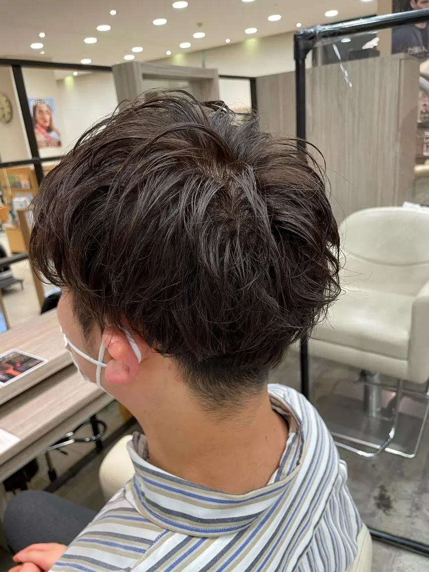 ショート くせ毛 カット ヘアカラー ♦️モテ髪創作者 SUGA♦️のヘアスタイル