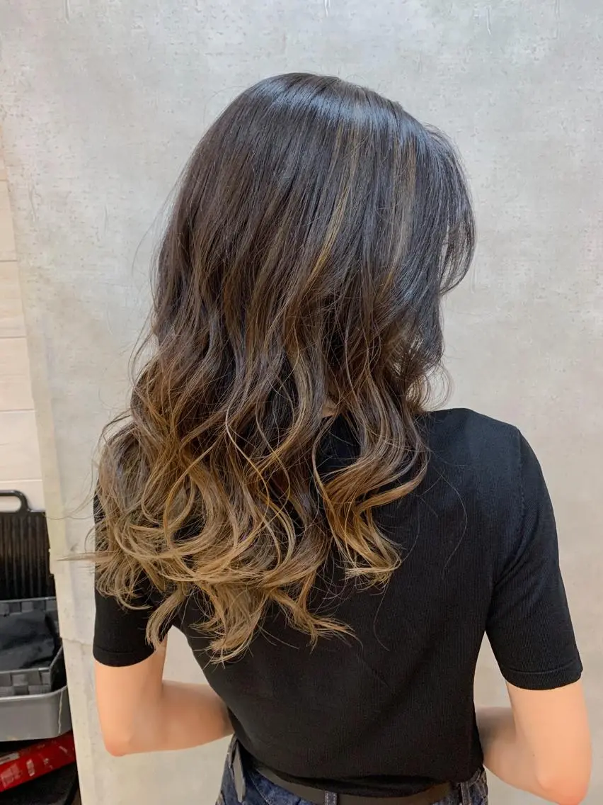 ロング カラー ＆ｙ〜waito〜 鈴木悠平のヘアスタイル
