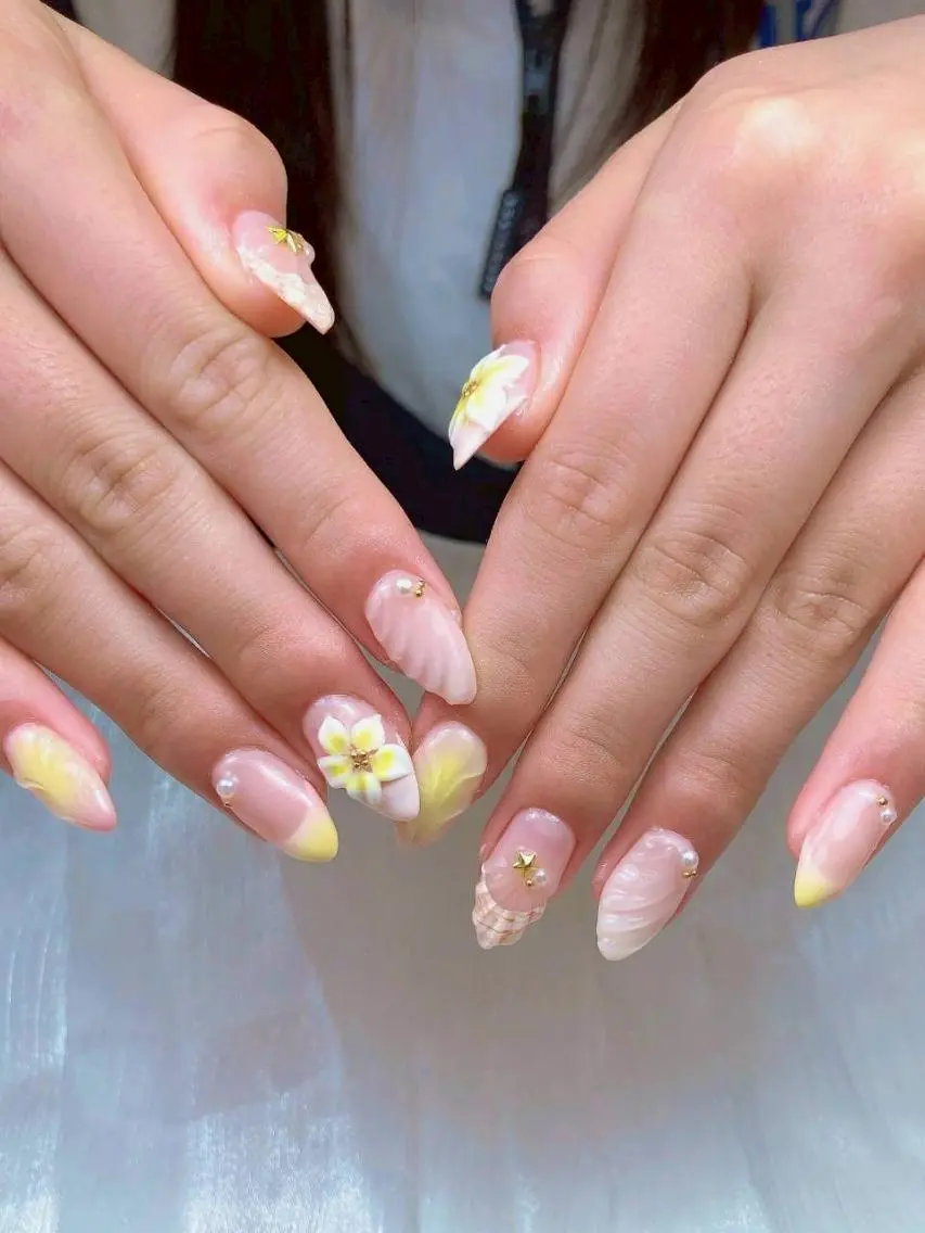 ネイル ジェルネイル マグネットネイル 持ち込み オフィスネイル パラジェル ハンドネイル Mihana Nails.*♡のネイルデザイン