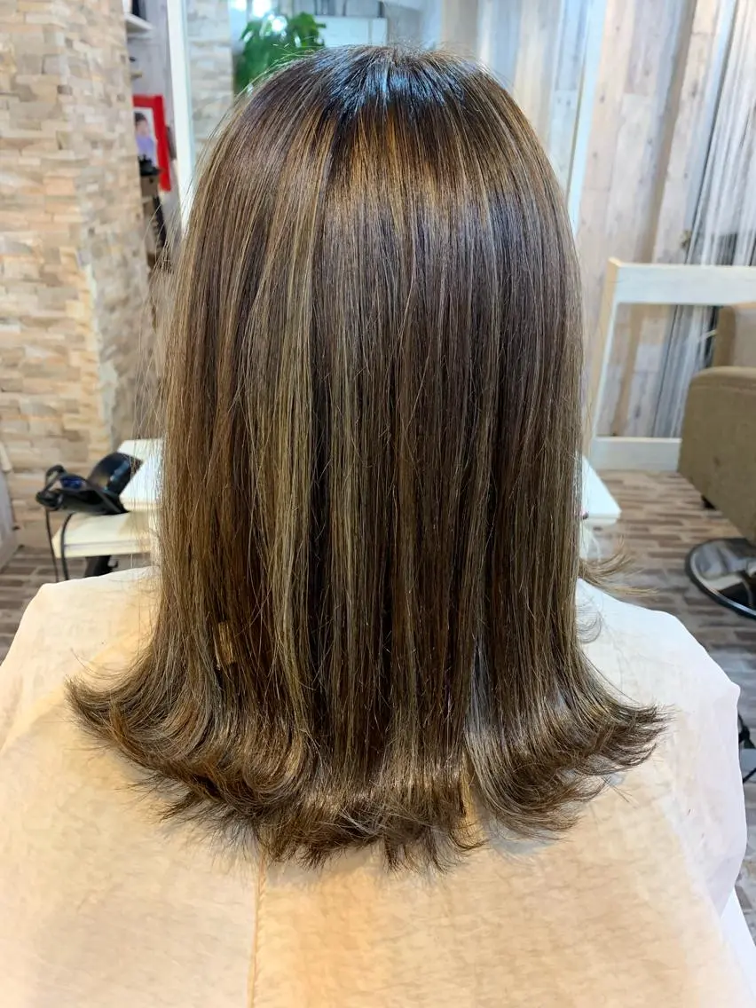 ミディアム カラー ✨【店長】Lily. 北千住Seina✨のヘアスタイル