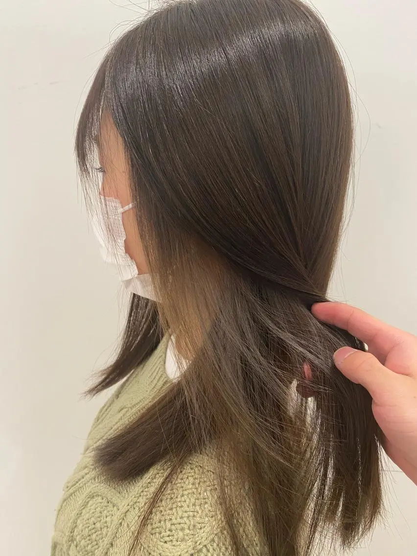 カラー ベージュカラー インナーカラー 🌿レイヤー/ブリー チ/🌿JINのヘアスタイル