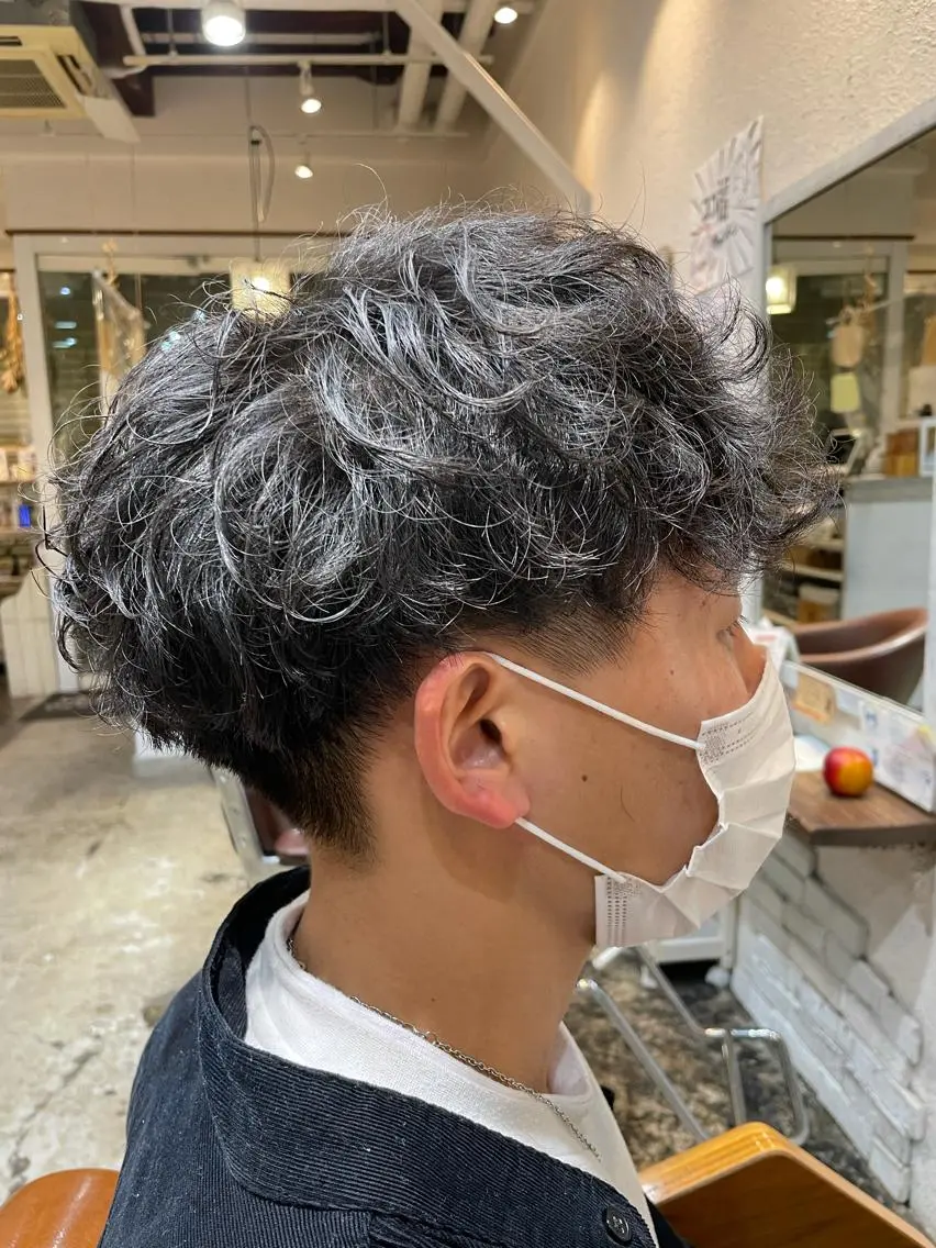 パーマ メンズ 佐藤 良祐のヘアスタイル