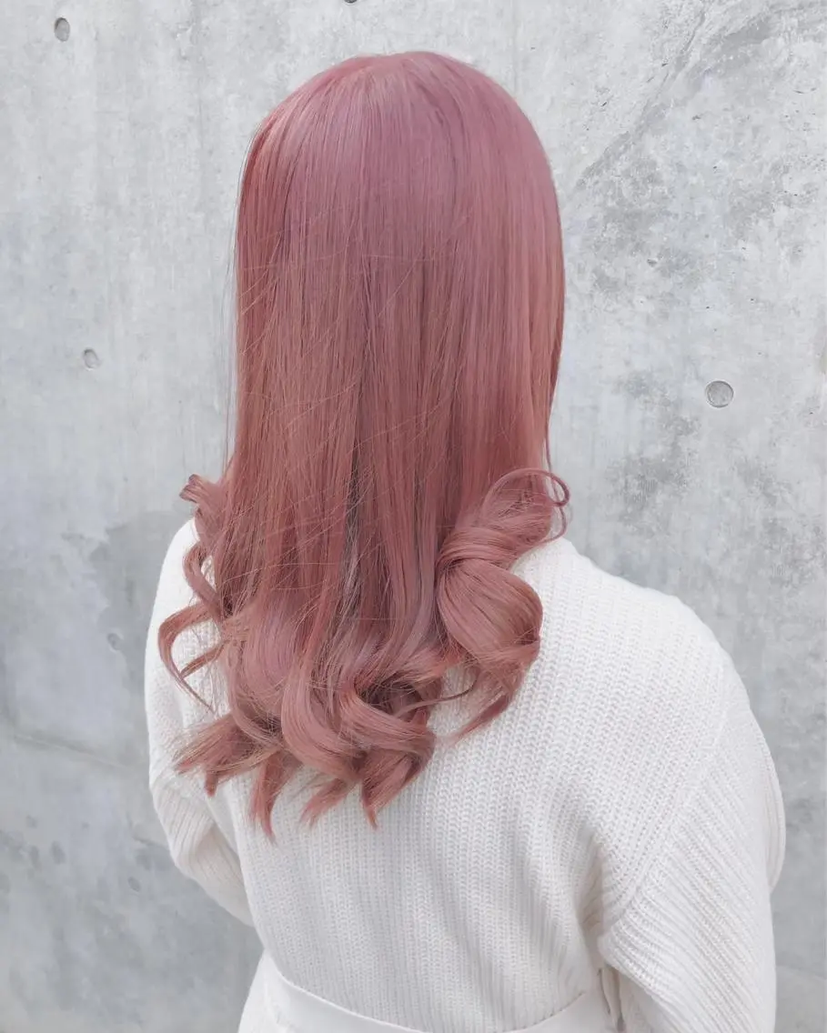 カラー 愛されヘア🎠🩷 AIRIのヘアスタイル