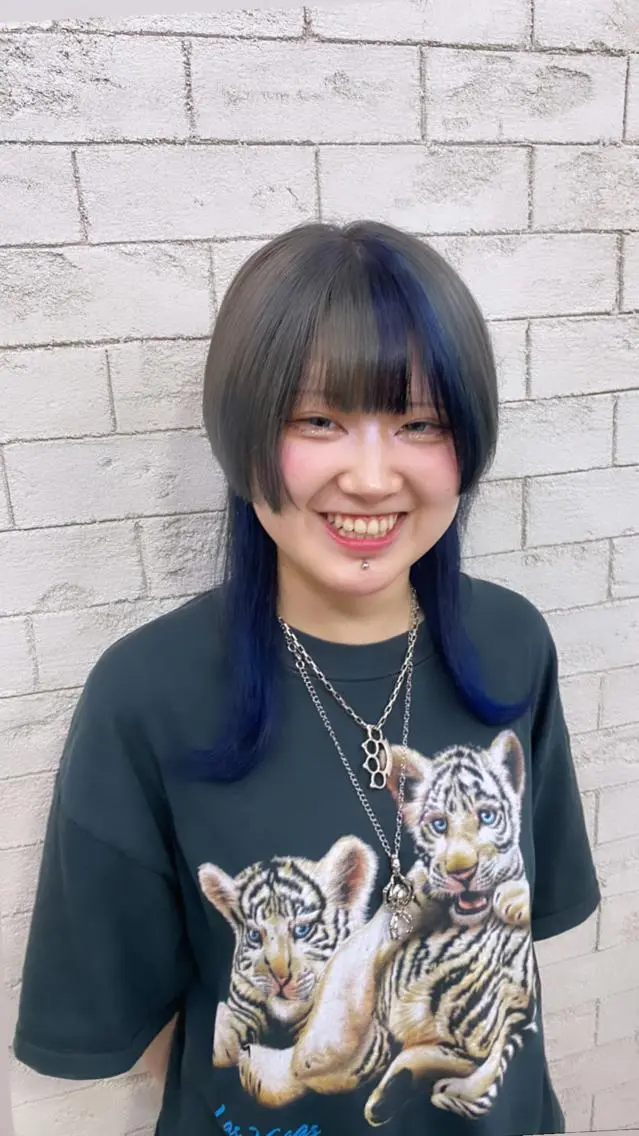 ロング カラー ネイビーカラー ウルフカット ヘアカラー トリートメント グレージュ達人/赤み 消し/ブリーチ/岩崎のヘアスタイル