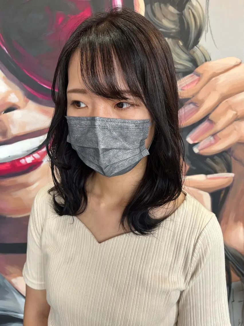 ミディアム カラー パーマ ヘアアレンジ メンズ キッズ ネイル マツエク・マツパ アイブロウ ミディアムパーマ メンズパーマ ブラウンカラー ケアカラー 透明感カラー 久木原 ゆりのヘアスタイル