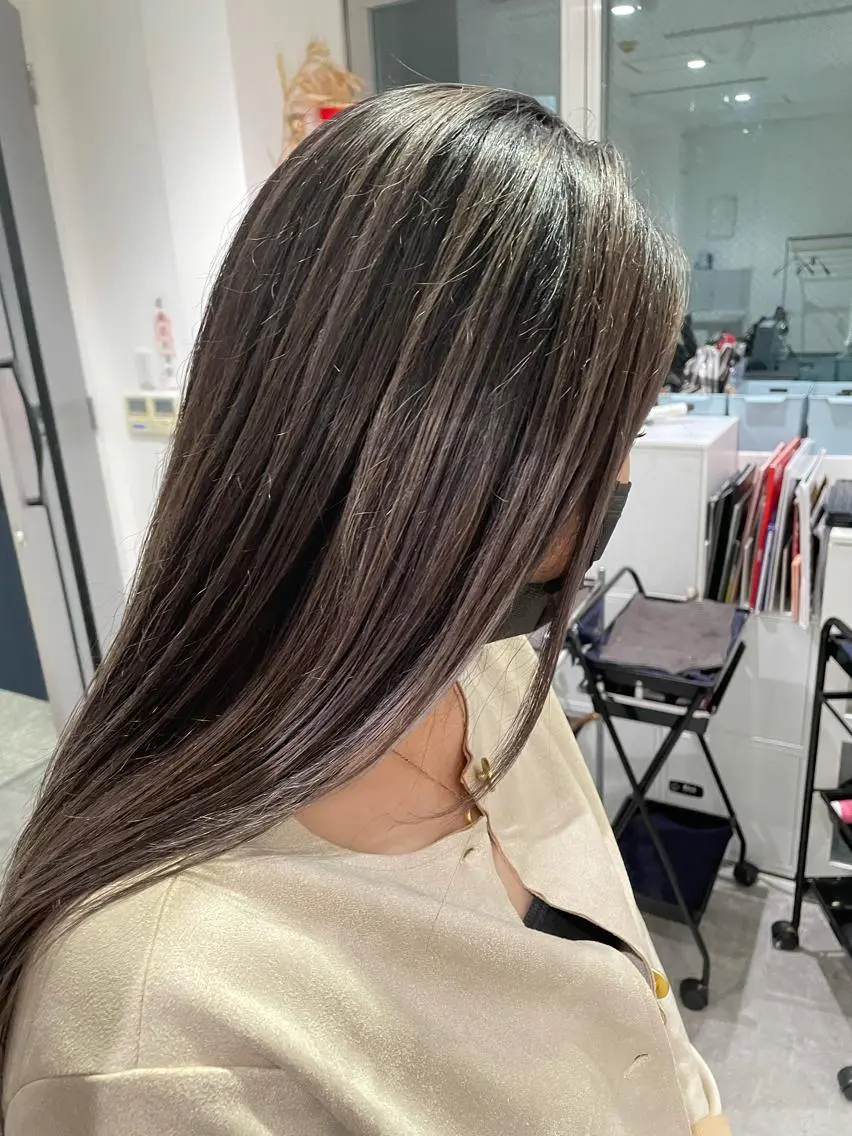 ロング カラー バレイヤージュ グレージュ レイヤーカット 京都美容師 塩のヘアスタイル