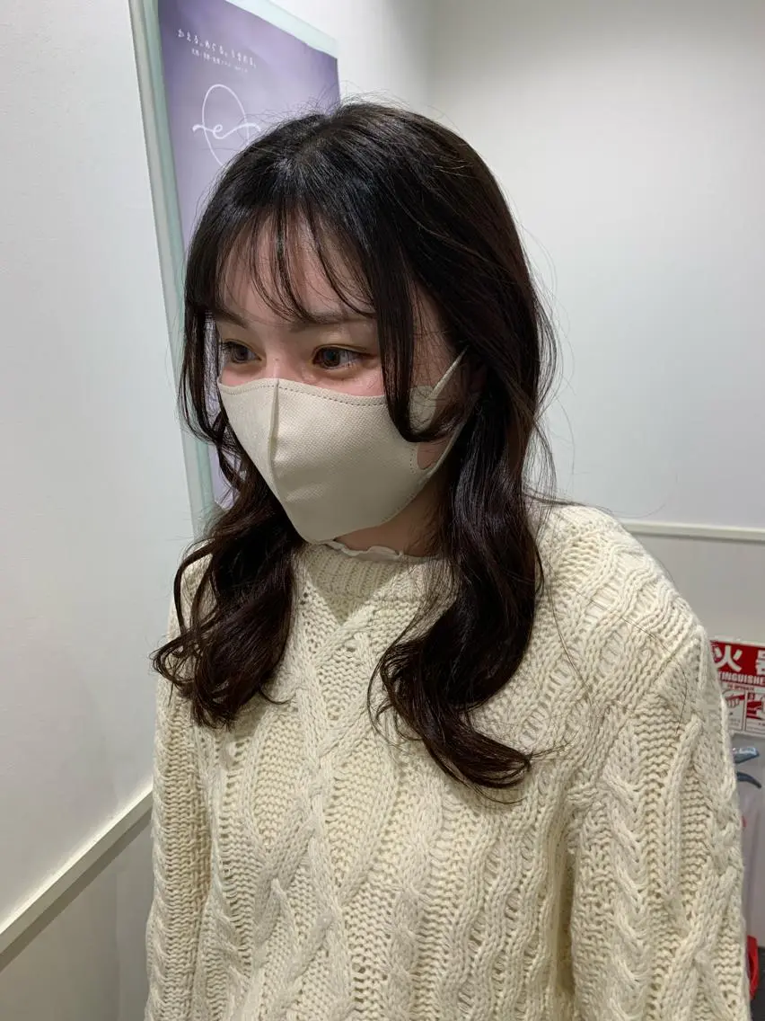セミロング 韓国風ヘア 小田切 栄司のヘアスタイル
